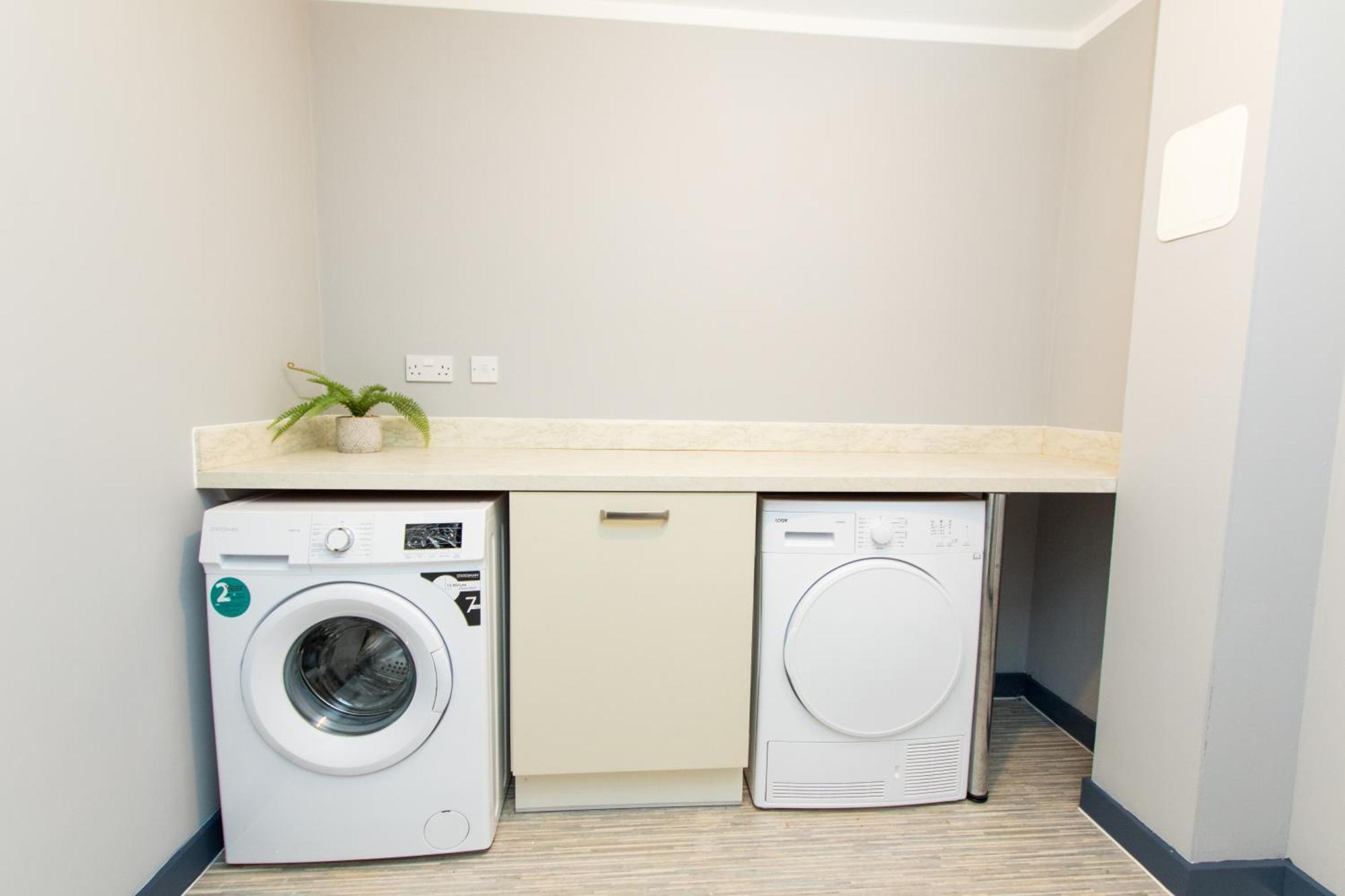 Free Parking 3 Bedroom House In Nottingham Ngoại thất bức ảnh